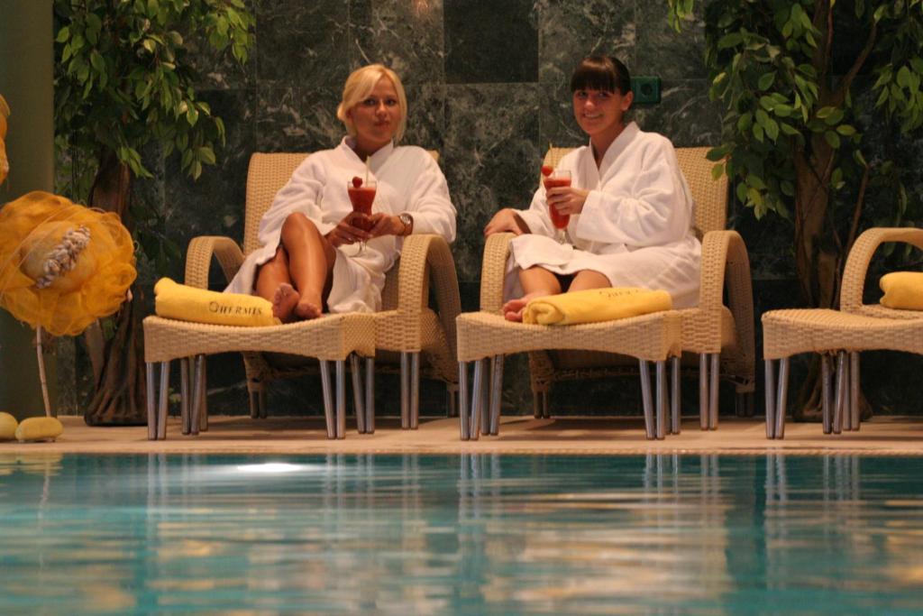 Hermis Hotel Kaunas Esterno foto